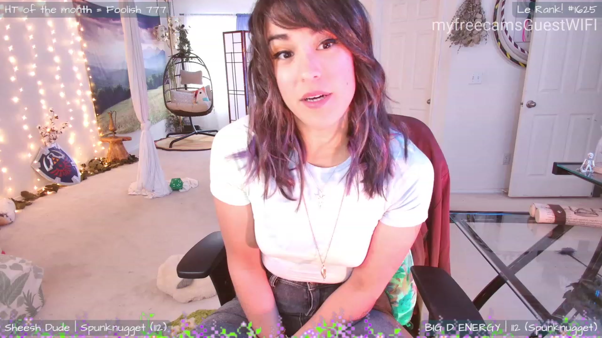 Gallery image thumbnail from GuestWIFI's myfreecams stream on, 07/07/2023, 24:50 image 2 of 20