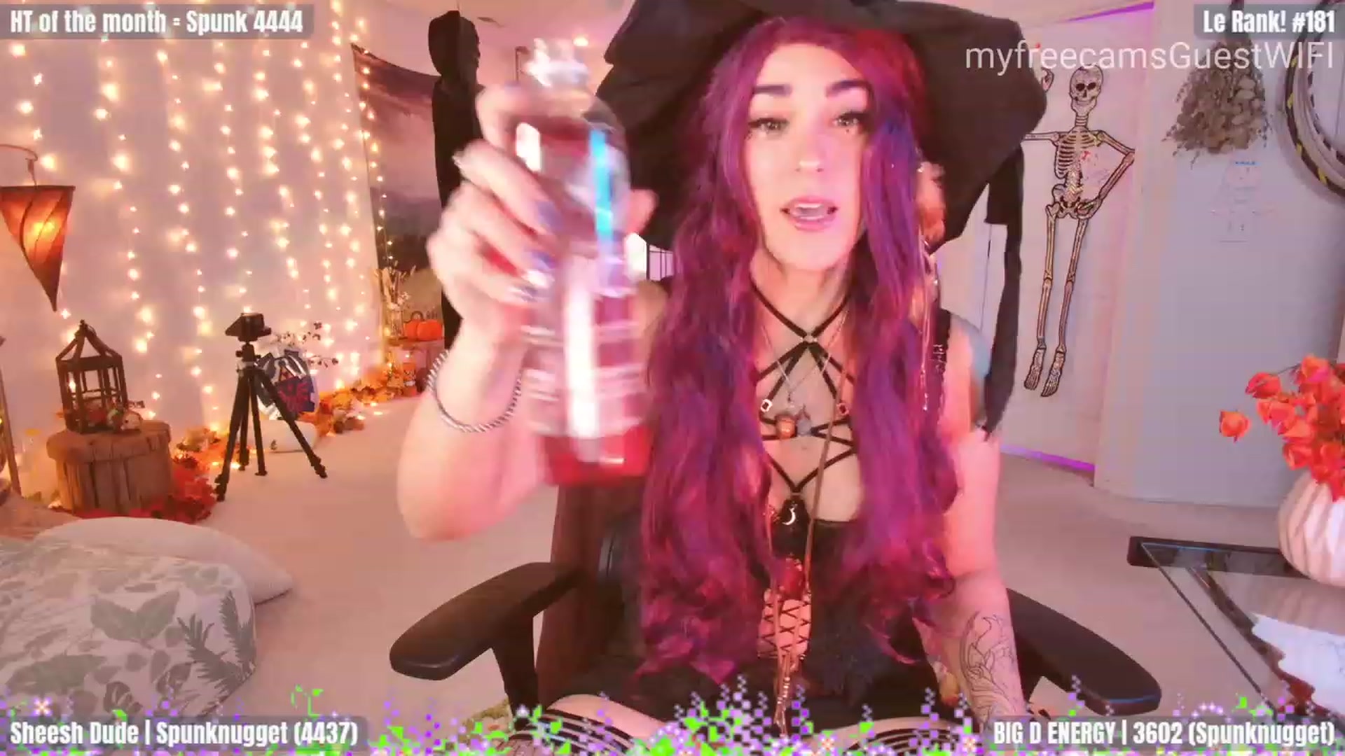 Gallery image thumbnail from GuestWIFI's myfreecams stream on, 10/07/2023, 01:34 image 3 of 20