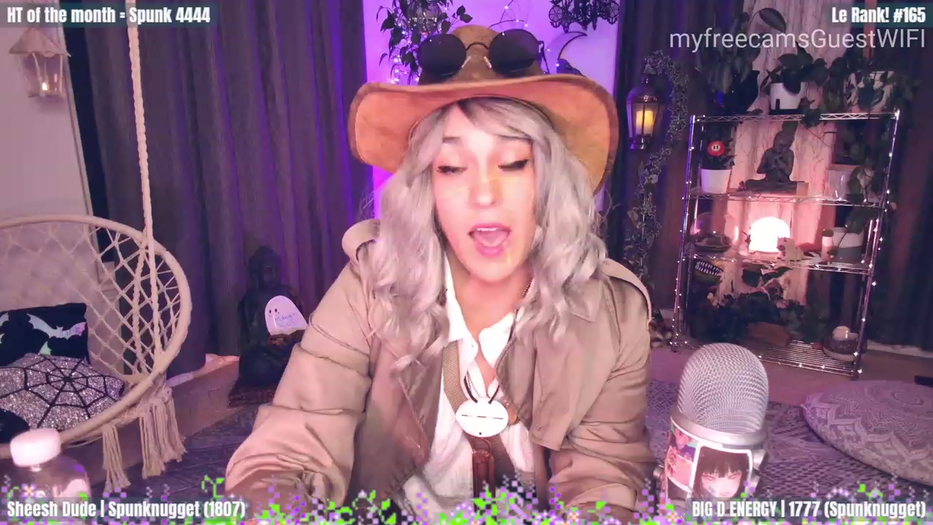Gallery image thumbnail from GuestWIFI's myfreecams stream on, 10/08/2023, 02:00 image 16 of 20