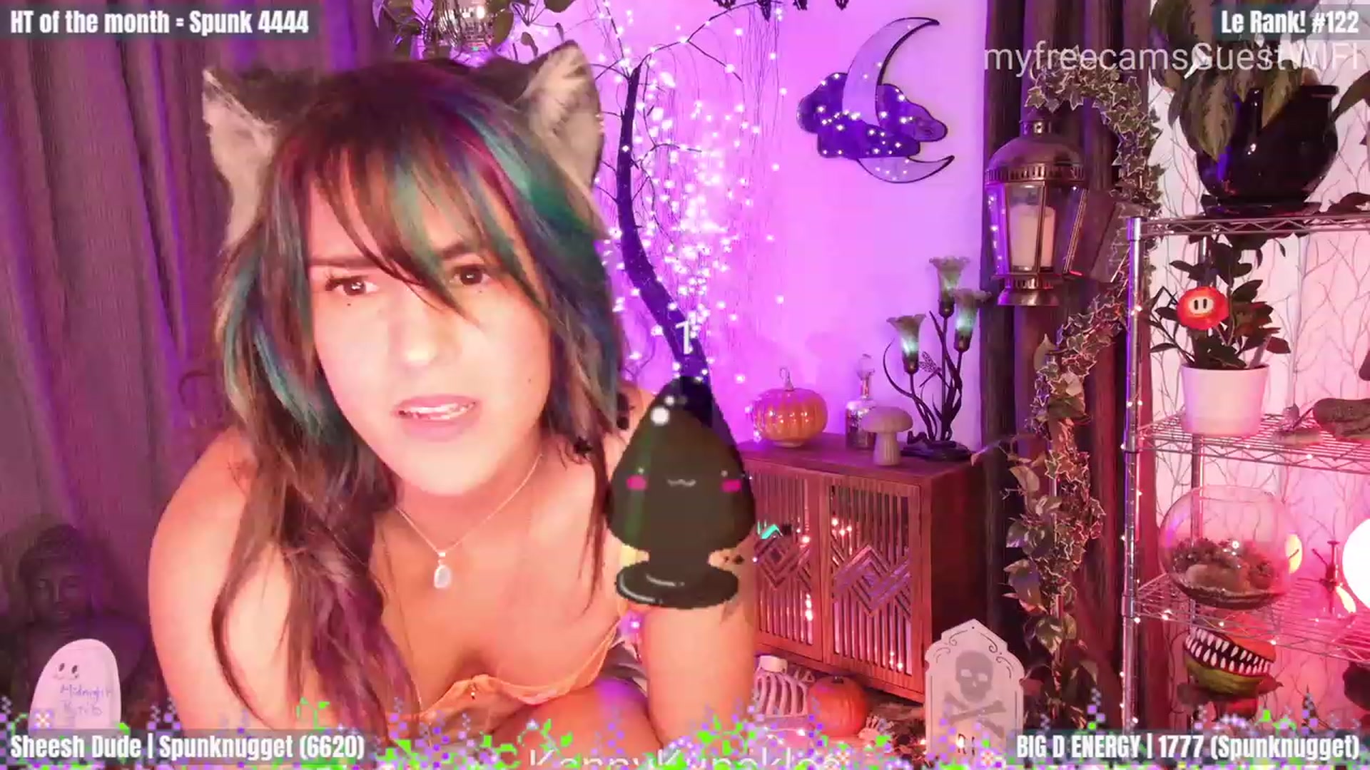 Gallery image thumbnail from GuestWIFI's myfreecams stream on, 10/13/2023, 01:12 image 7 of 20