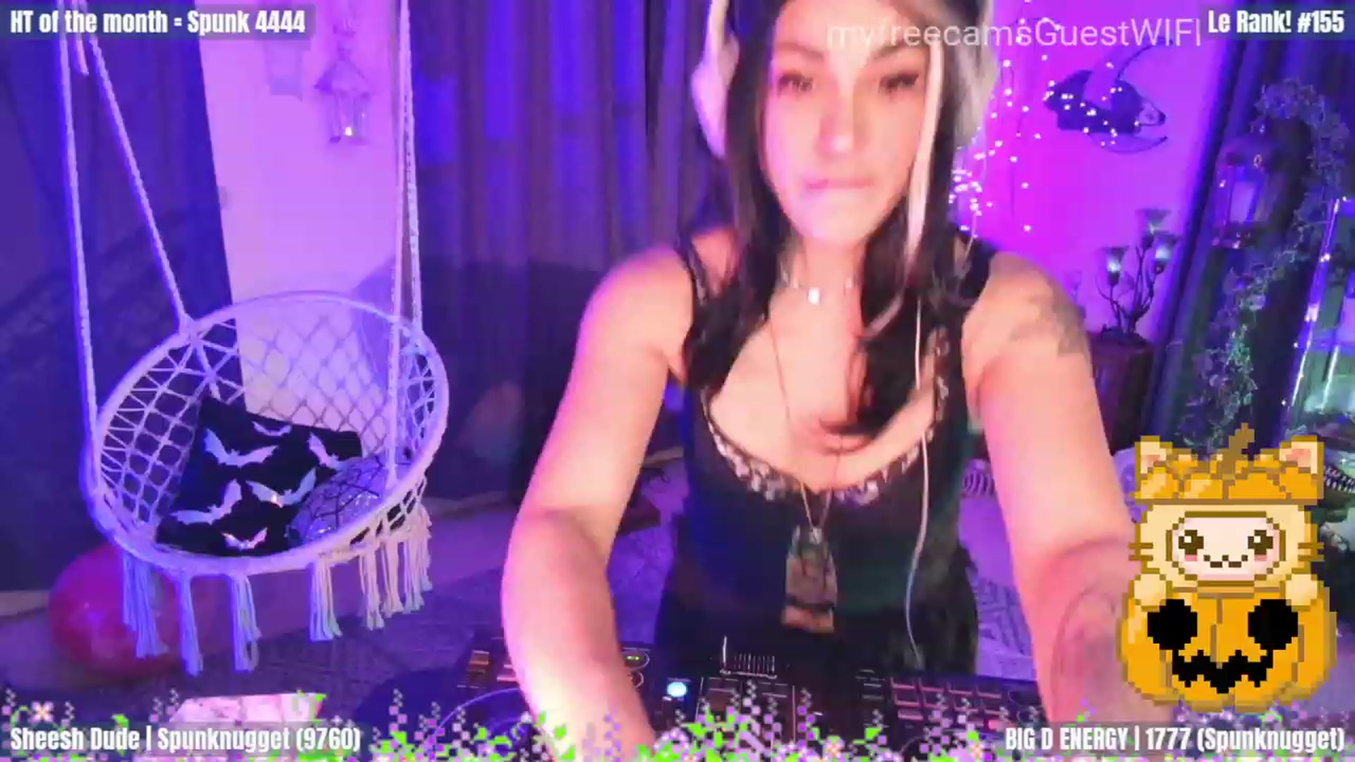 Gallery image thumbnail from GuestWIFI's myfreecams stream on, 11/01/2023, 06:06 image 13 of 20