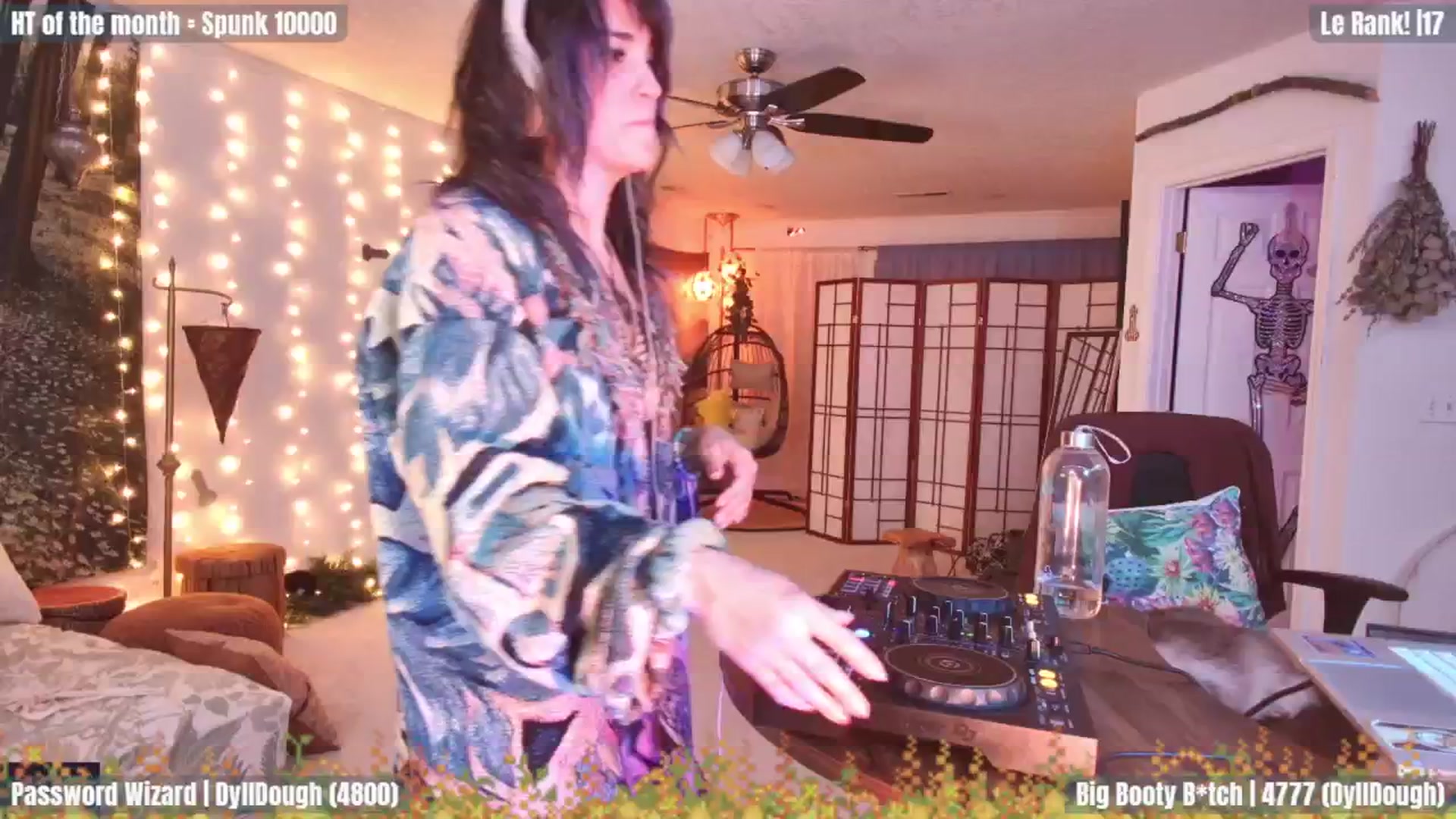 Gallery image thumbnail from GuestWIFI's myfreecams stream on, 02/07/2024, 05:14 image 18 of 20
