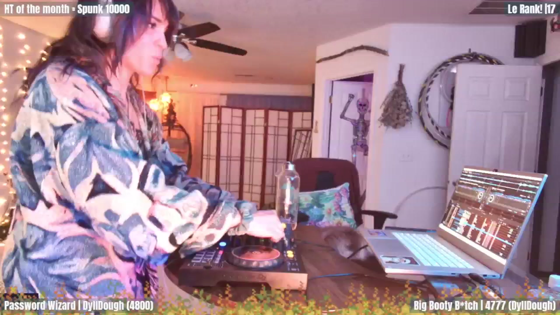 Gallery image thumbnail from GuestWIFI's myfreecams stream on, 02/07/2024, 06:21 image 2 of 20