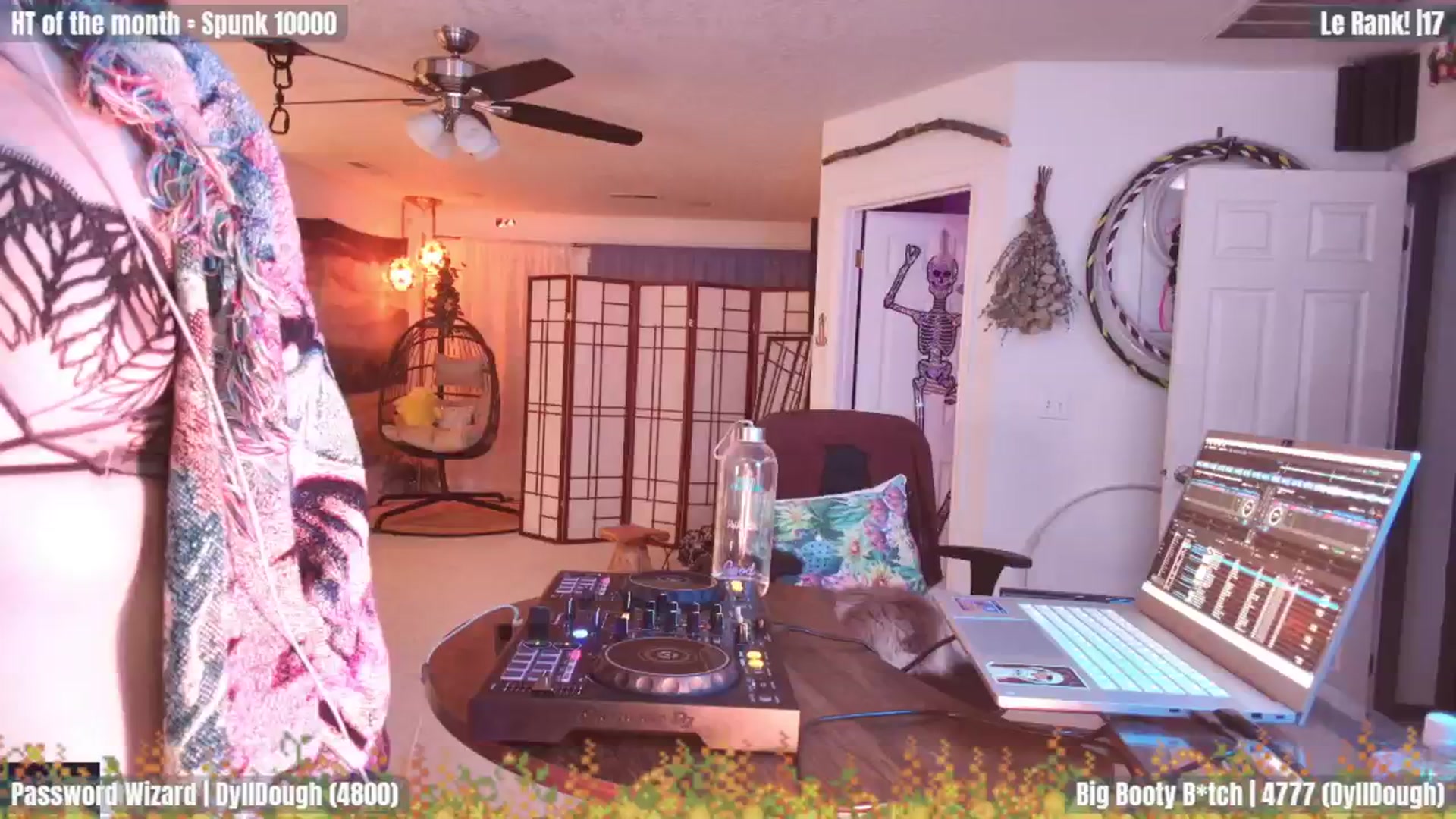Gallery image thumbnail from GuestWIFI's myfreecams stream on, 02/07/2024, 06:21 image 1 of 20