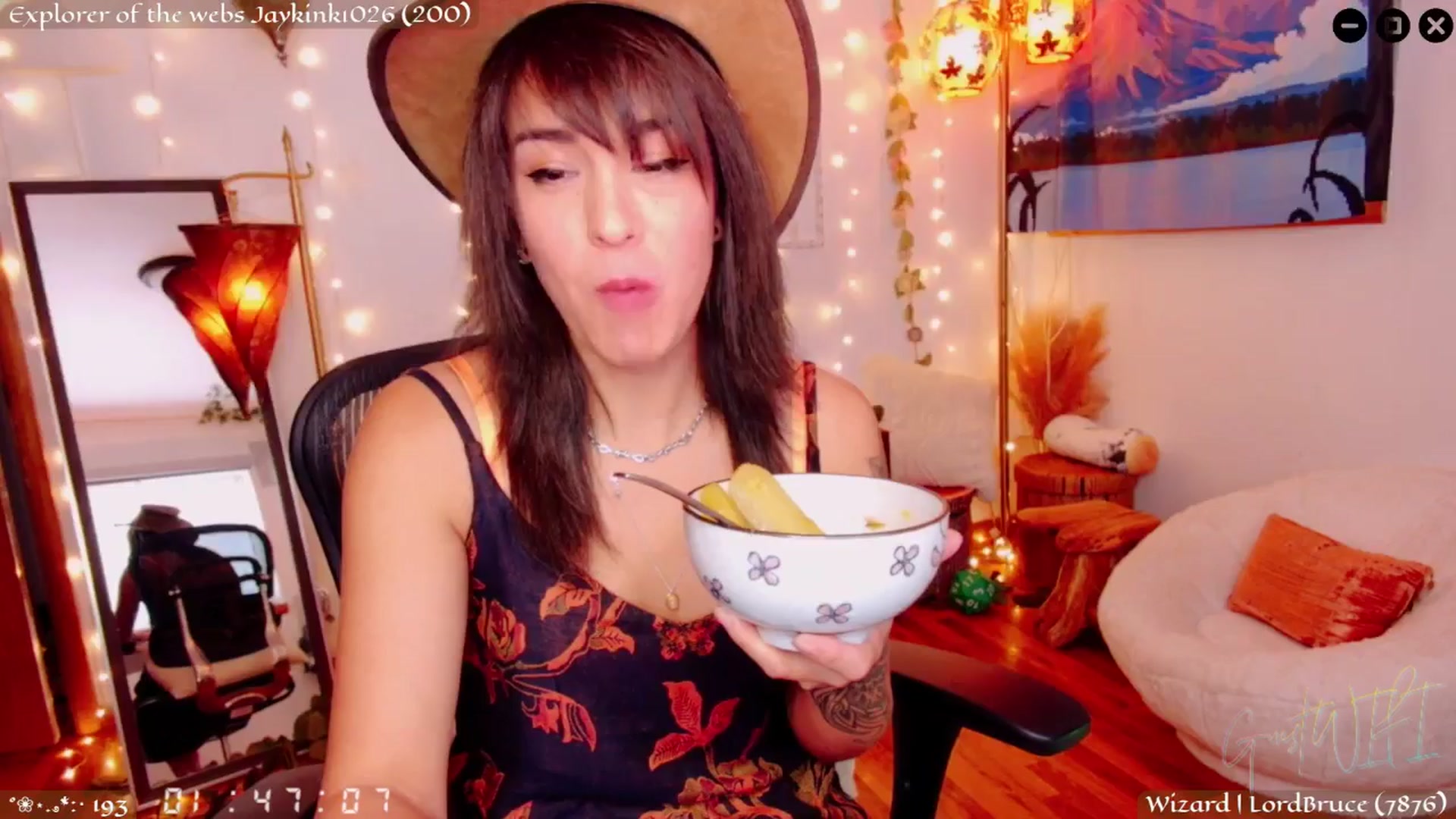 Gallery image thumbnail from GuestWIFI's myfreecams stream on, 05/21/2025, 24:51 image 9 of 20