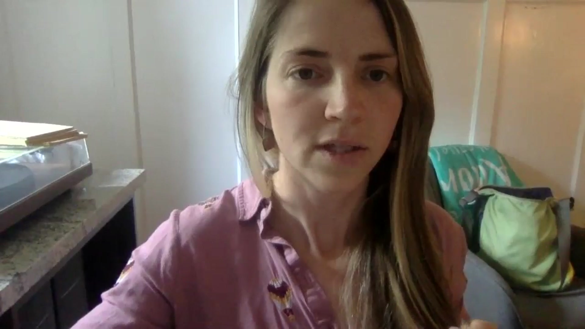 Gallery image thumbnail from GwenieDragon's myfreecams stream on, 04/27/2024, 15:53 image 15 of 20