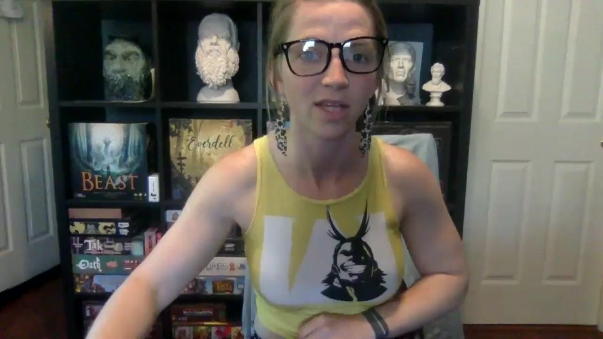 Gallery image thumbnail from GwenieDragon's myfreecams stream on, 04/29/2024, 21:14 image 5 of 20