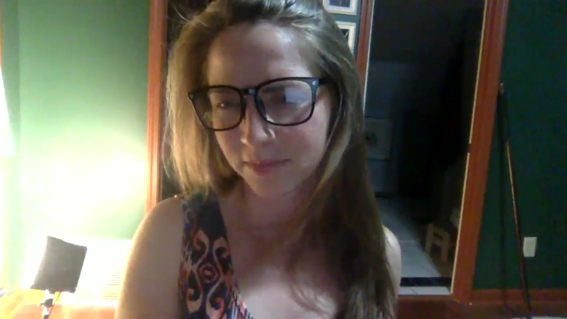 Gallery image thumbnail from GwenieDragon's myfreecams stream on, 05/03/2024, 24:45 image 16 of 20