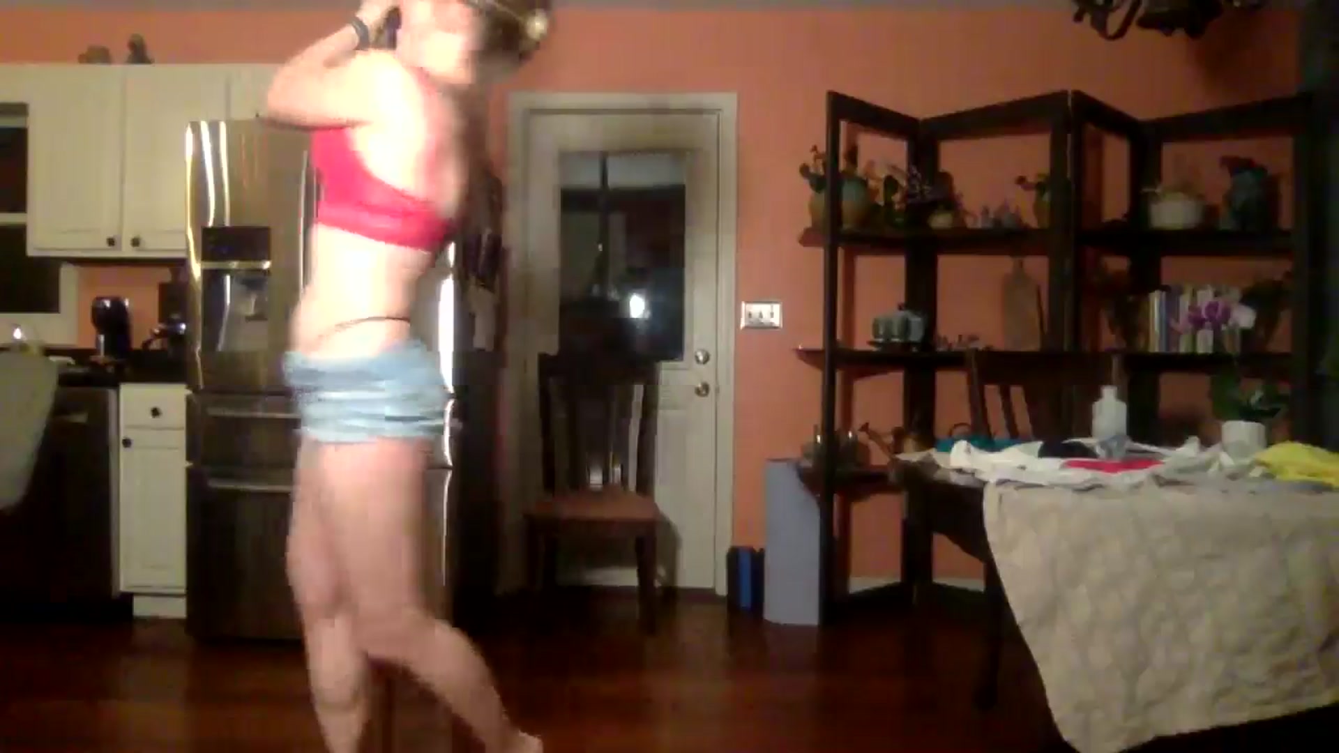 Gallery image thumbnail from GwenieDragon's myfreecams stream on, 05/05/2024, 02:07 image 3 of 20