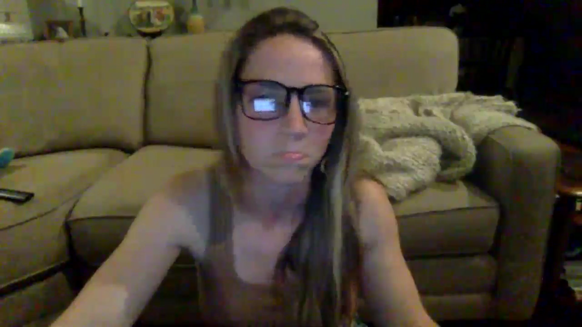 Gallery image thumbnail from GwenieDragon's myfreecams stream on, 05/13/2024, 01:04 image 9 of 20