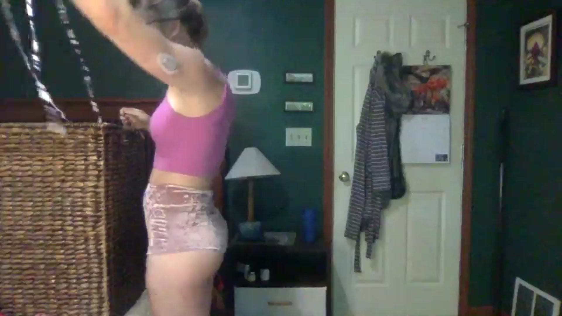 Gallery image thumbnail from GwenieDragon's myfreecams stream on, 05/22/2024, 13:47 image 5 of 20