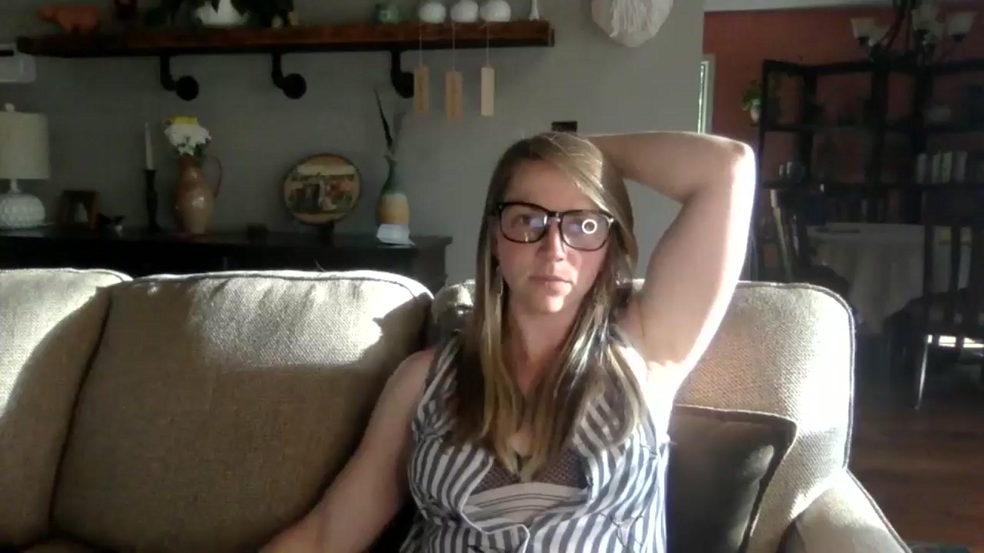 Gallery image thumbnail from GwenieDragon's myfreecams stream on, 05/28/2024, 24:03 image 1 of 20