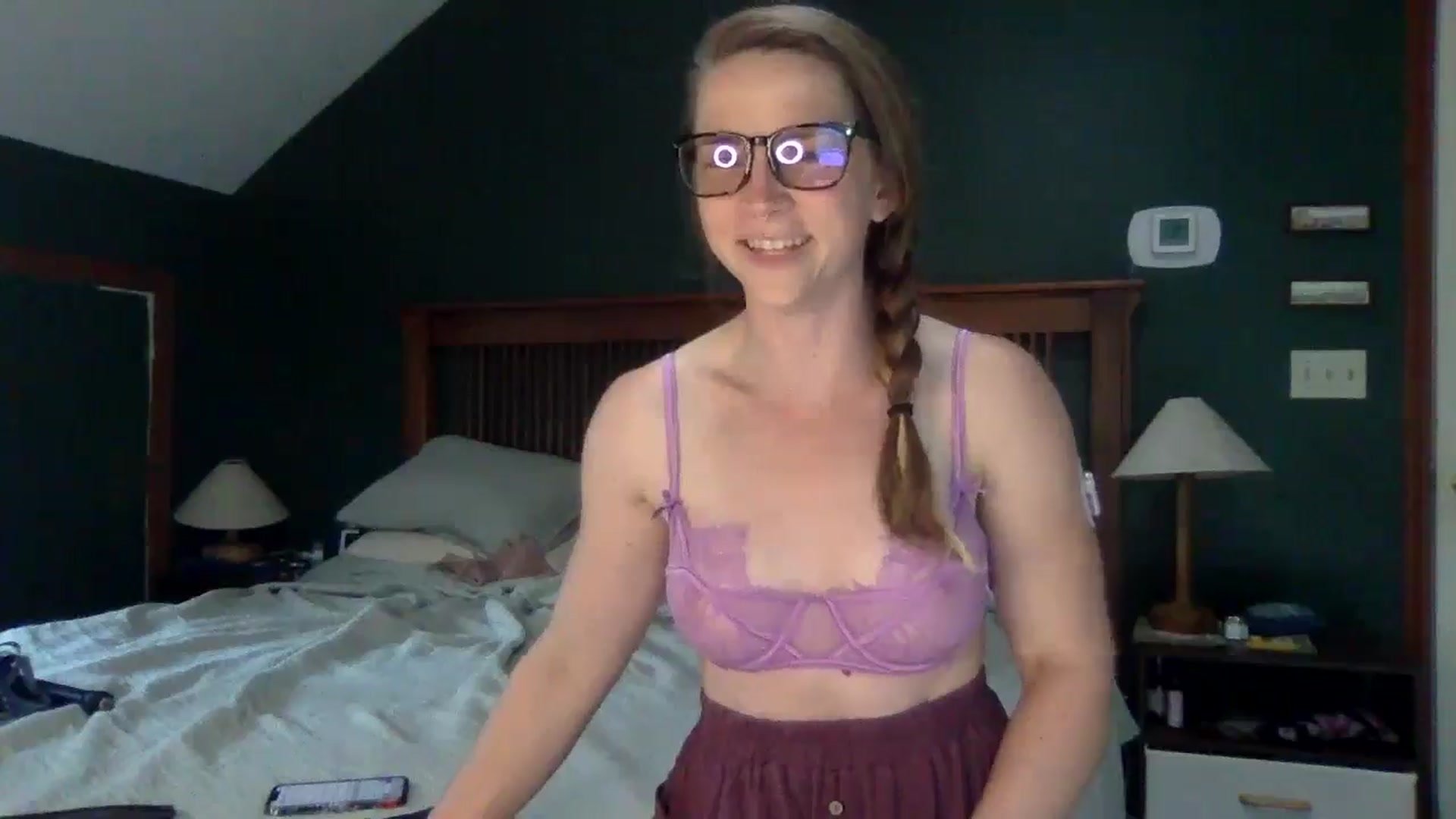 Gallery image thumbnail from GwennieDragon's myfreecams stream on, 06/04/2024, 19:48 image 14 of 20