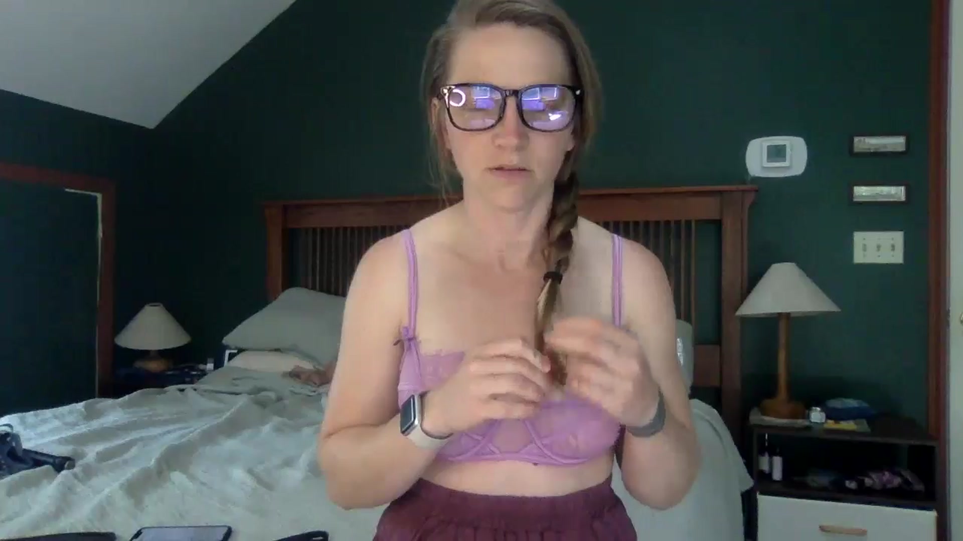 Gallery image thumbnail from GwennieDragon's myfreecams stream on, 06/04/2024, 19:48 image 19 of 20