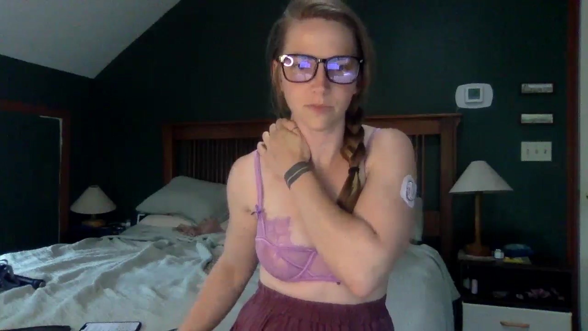 Gallery image thumbnail from GwennieDragon's myfreecams stream on, 06/04/2024, 19:48 image 20 of 20