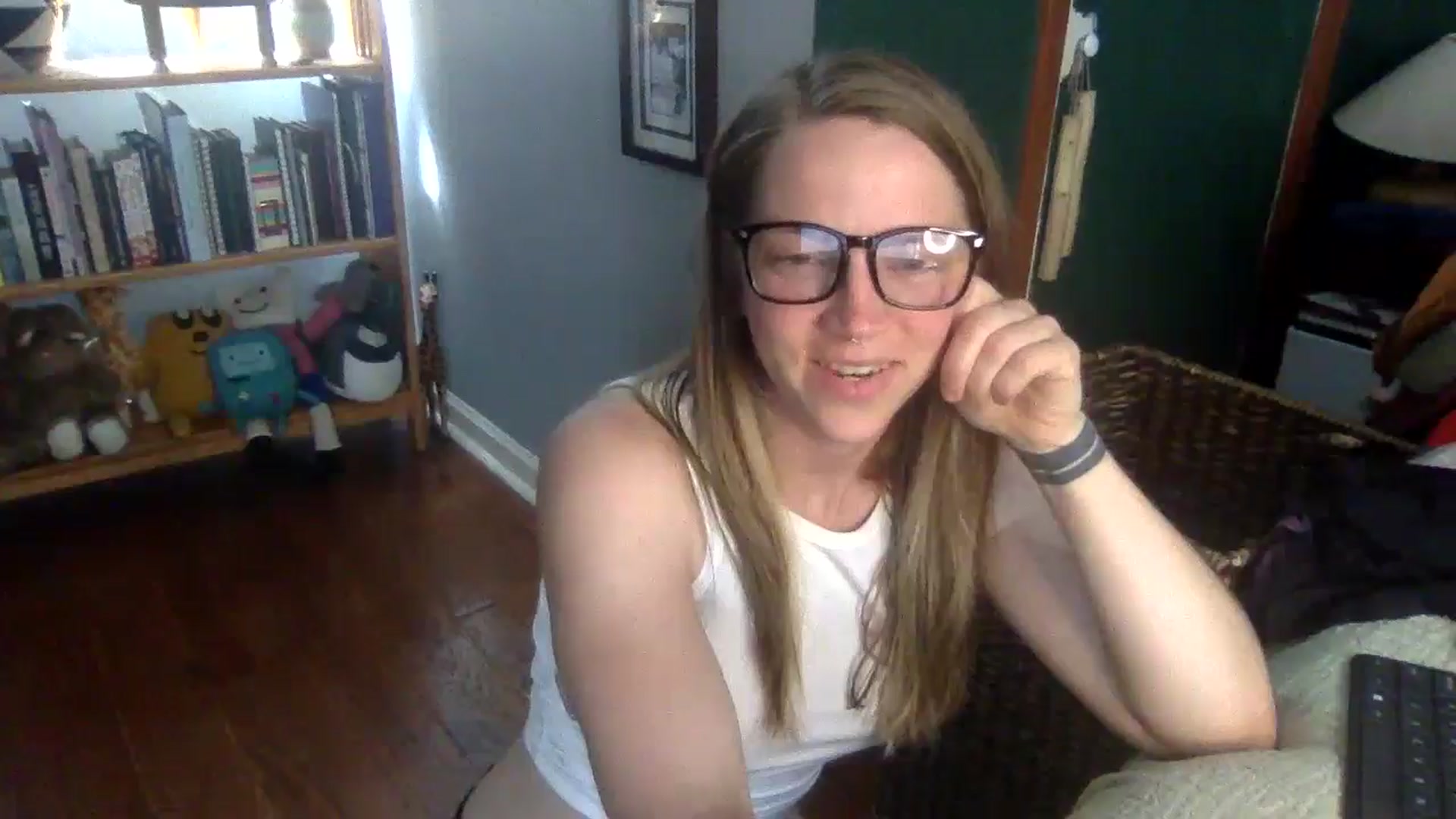 Gallery image thumbnail from GwennieDragon's myfreecams stream on, 06/11/2024, 19:52 image 12 of 20