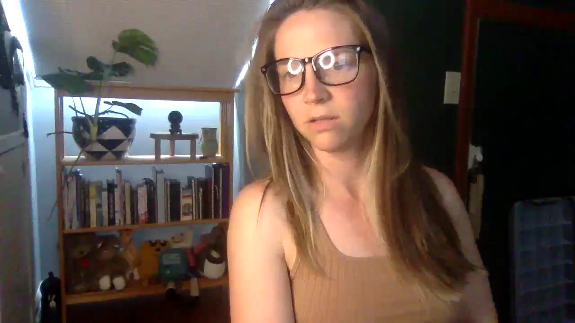 Gallery image thumbnail from GwennieDragon's myfreecams stream on, 06/12/2024, 19:42 image 13 of 20