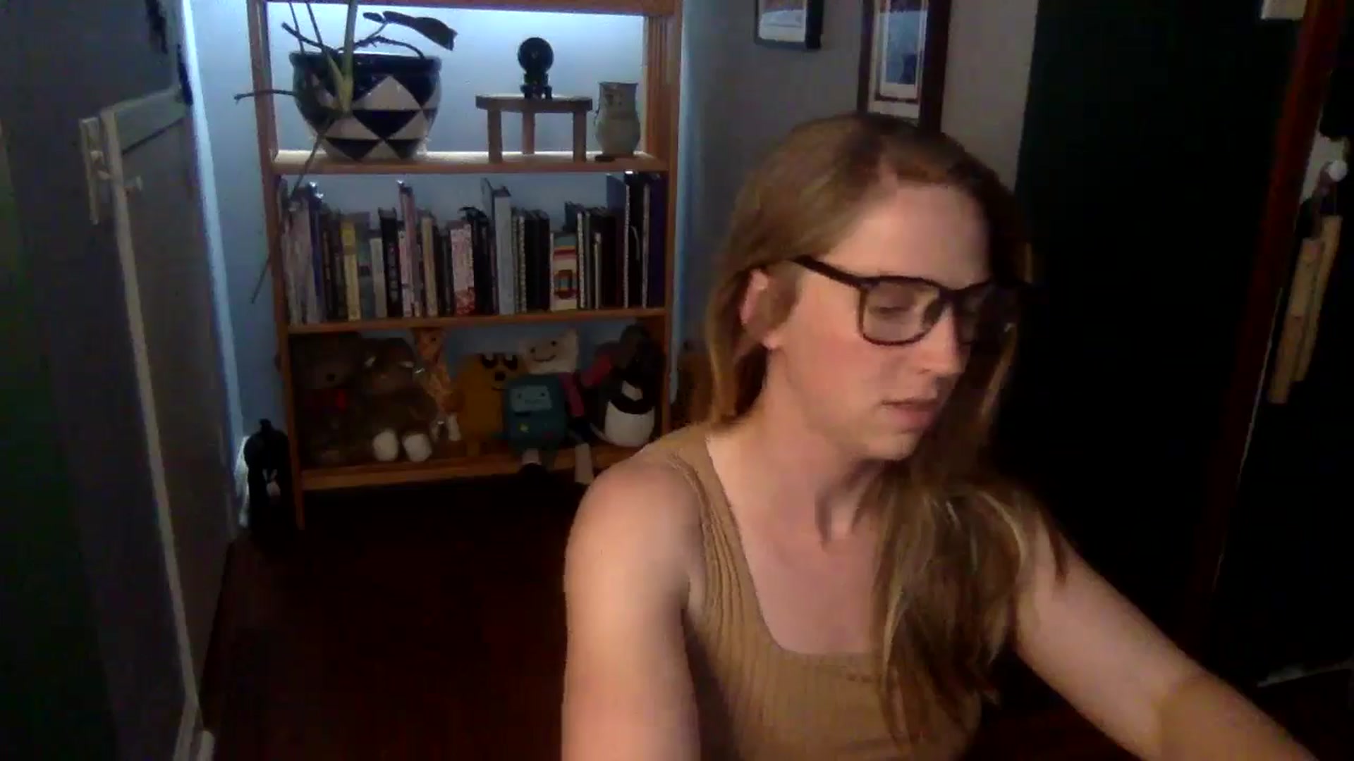 Gallery image thumbnail from GwennieDragon's myfreecams stream on, 06/12/2024, 19:42 image 6 of 20