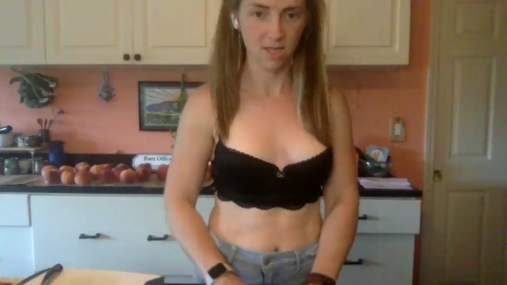 Gallery image thumbnail from GwennieDragon's myfreecams stream on, 07/11/2024, 17:50 image 2 of 20