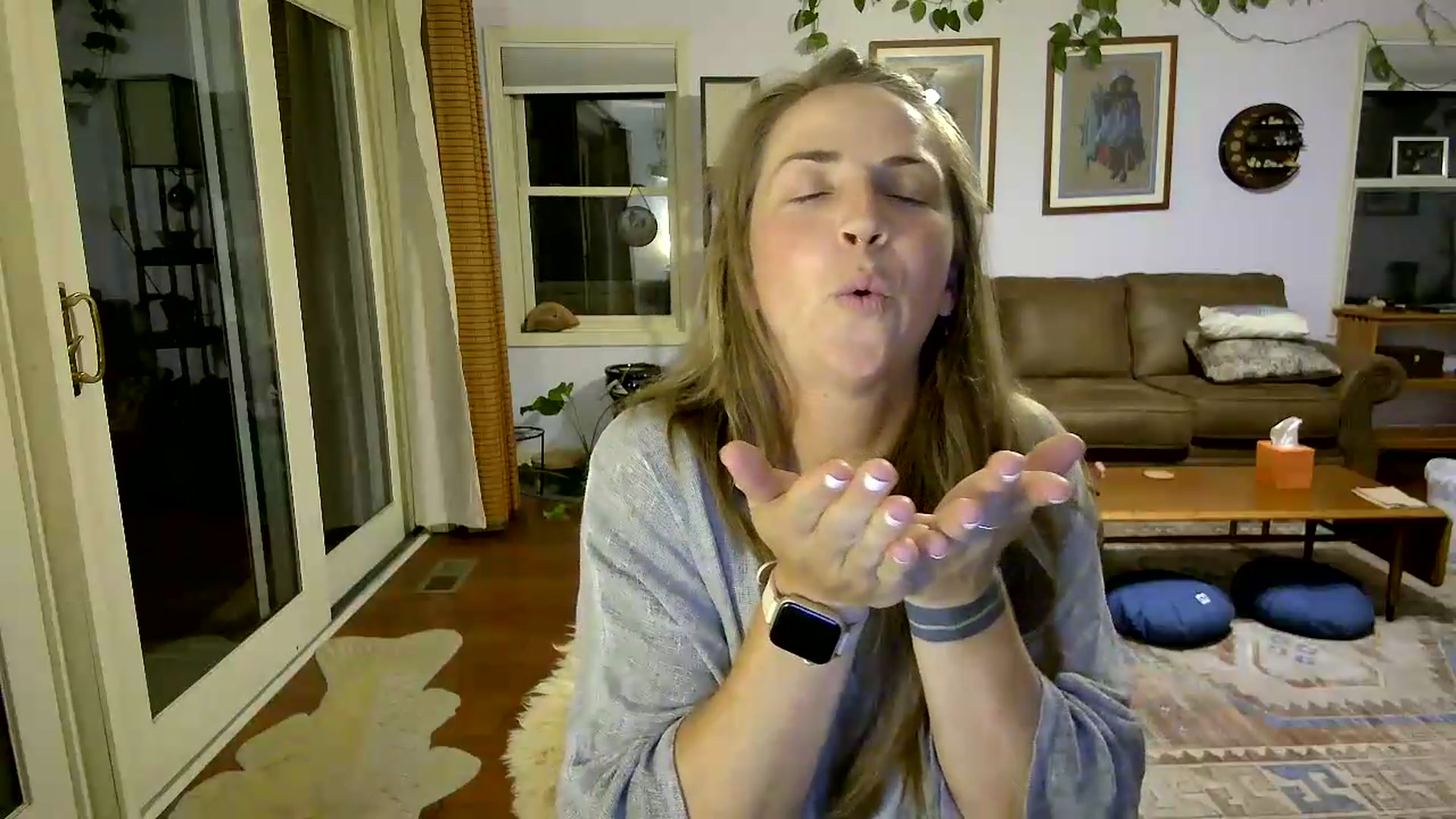 Gallery image thumbnail from GwennieDragon's myfreecams stream on, 09/01/2026, 02:30 image 6 of 20