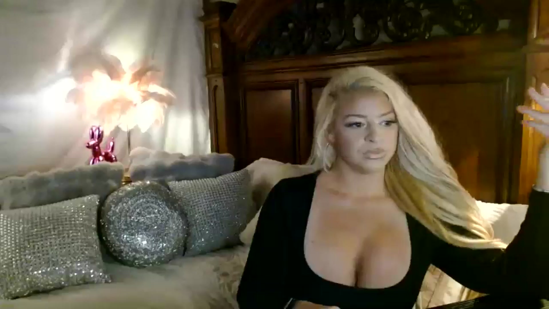 Gallery image thumbnail from Gwentaylor1's myfreecams stream on, 08/05/2024, 16:37 image 18 of 20