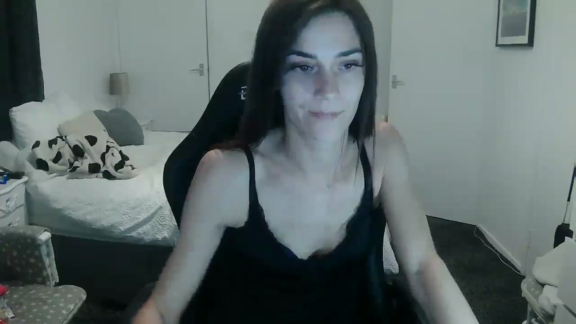 Gallery image thumbnail from Gymgirl1993's myfreecams stream on, 04/08/2025, 19:51 image 8 of 20