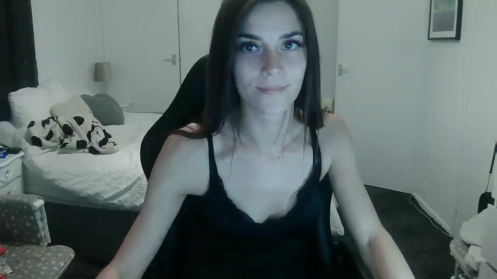 Gallery image thumbnail from Gymgirl1993's myfreecams stream on, 04/08/2025, 19:51 image 11 of 20