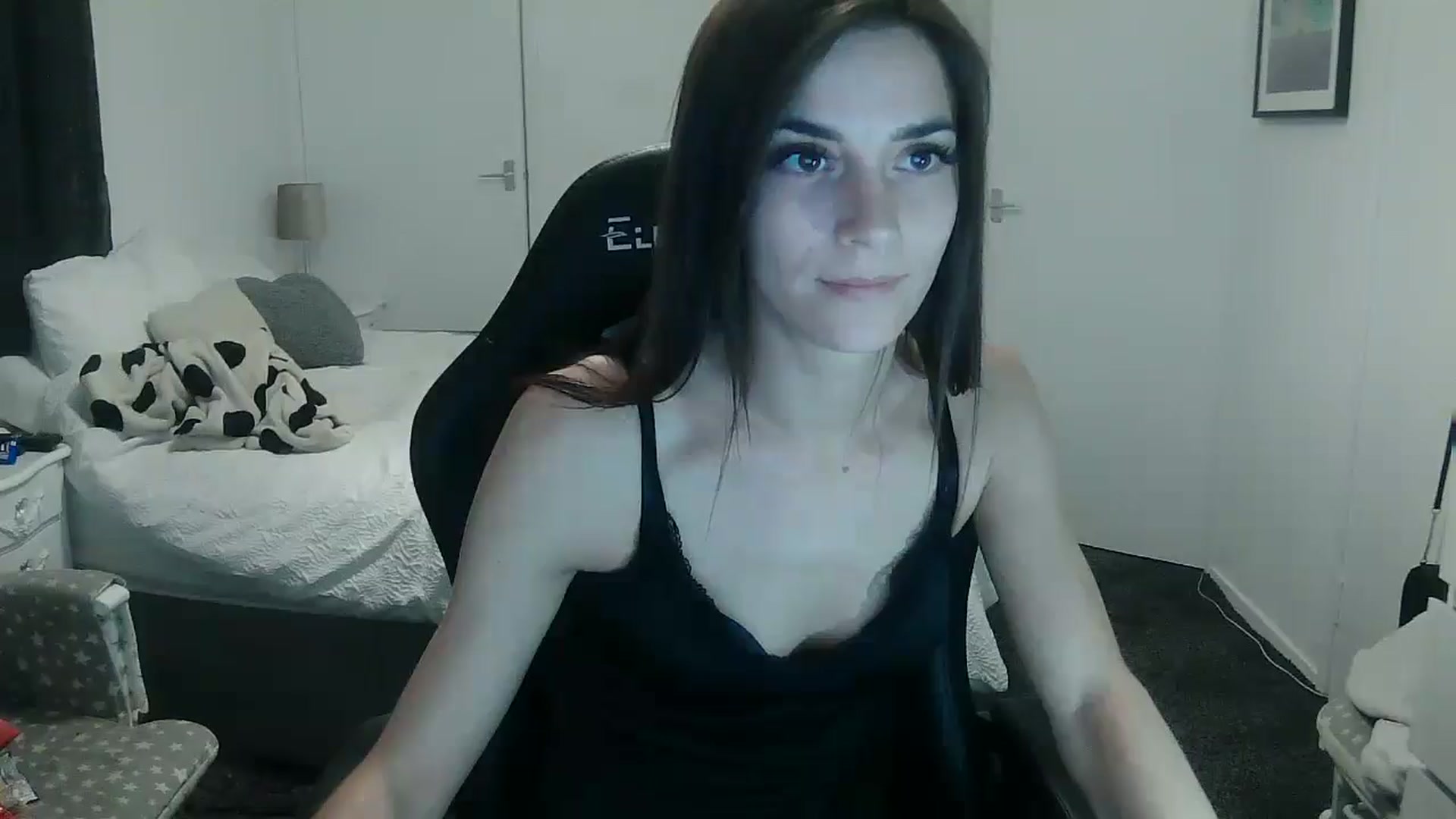 Gallery image thumbnail from Gymgirl1993's myfreecams stream on, 04/08/2025, 19:51 image 12 of 20