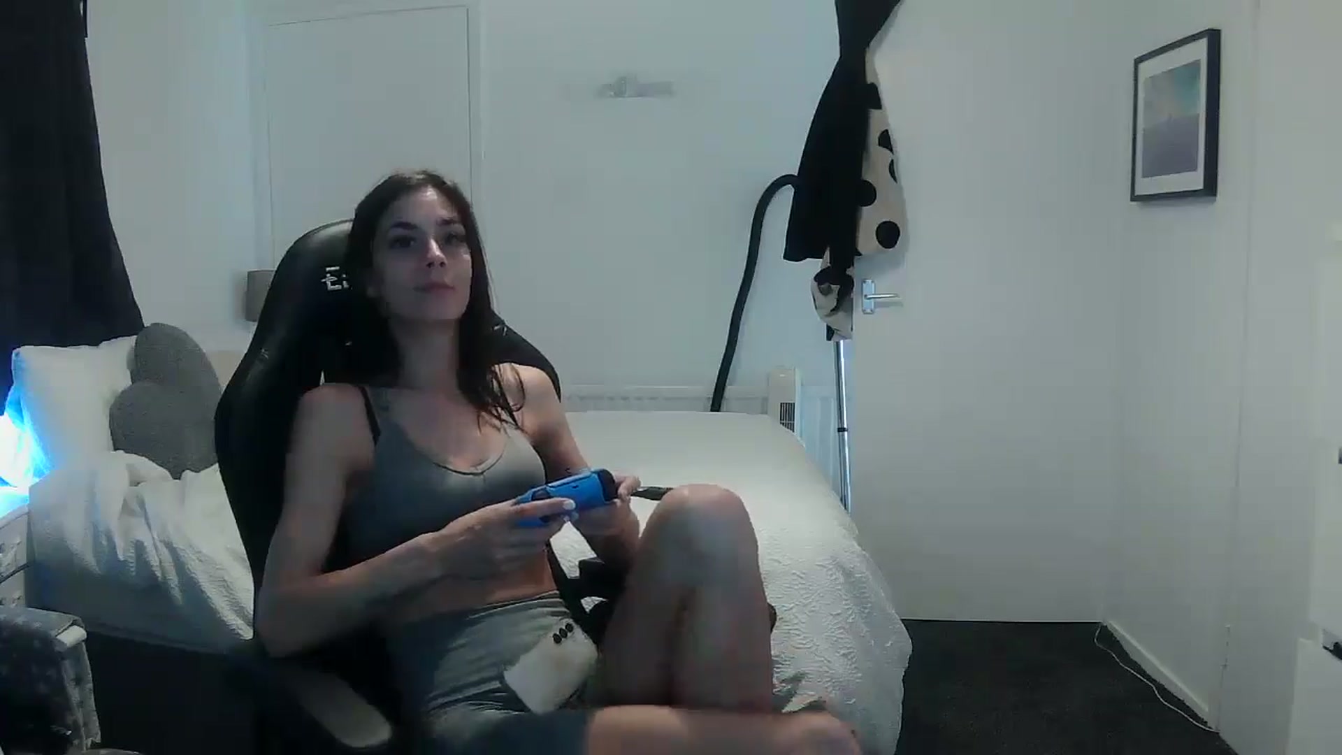 Gallery image thumbnail from Gymgirl1993's myfreecams stream on, 04/09/2025, 10:43 image 3 of 20