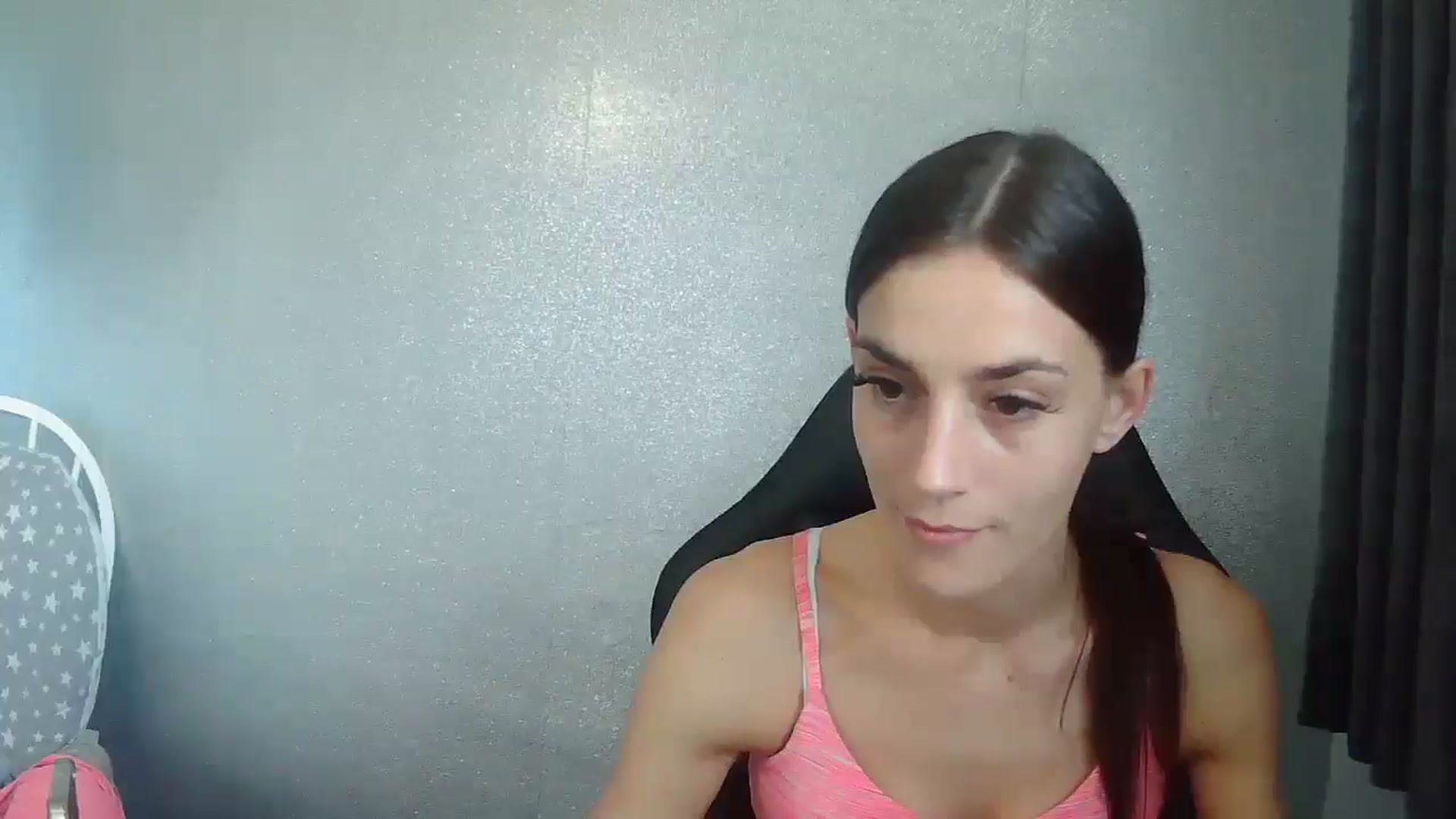 Gallery image thumbnail from Gymgirl1993's myfreecams stream on, 04/11/2025, 14:04 image 2 of 20