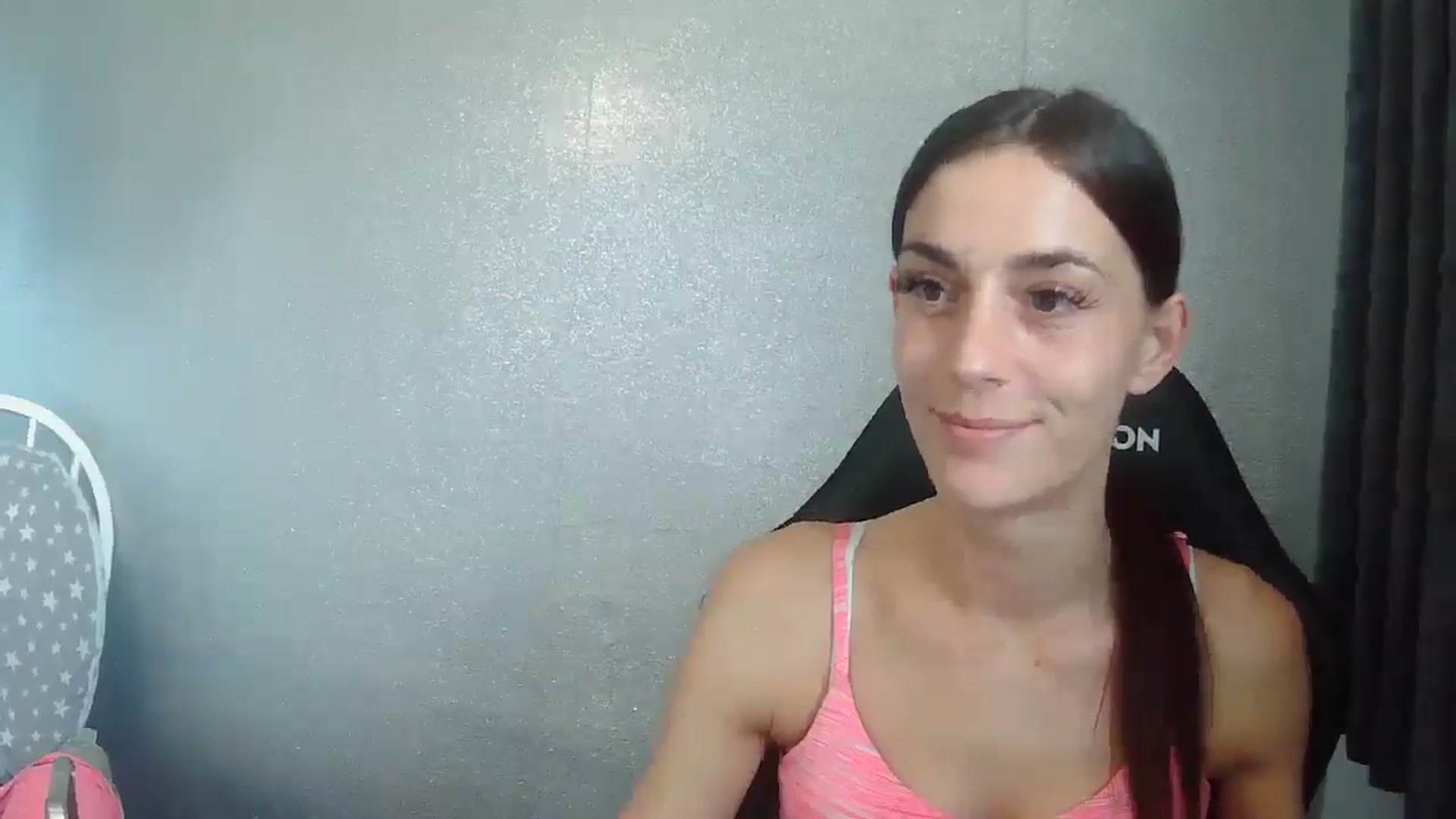 Gallery image thumbnail from Gymgirl1993's myfreecams stream on, 04/11/2025, 14:04 image 5 of 20