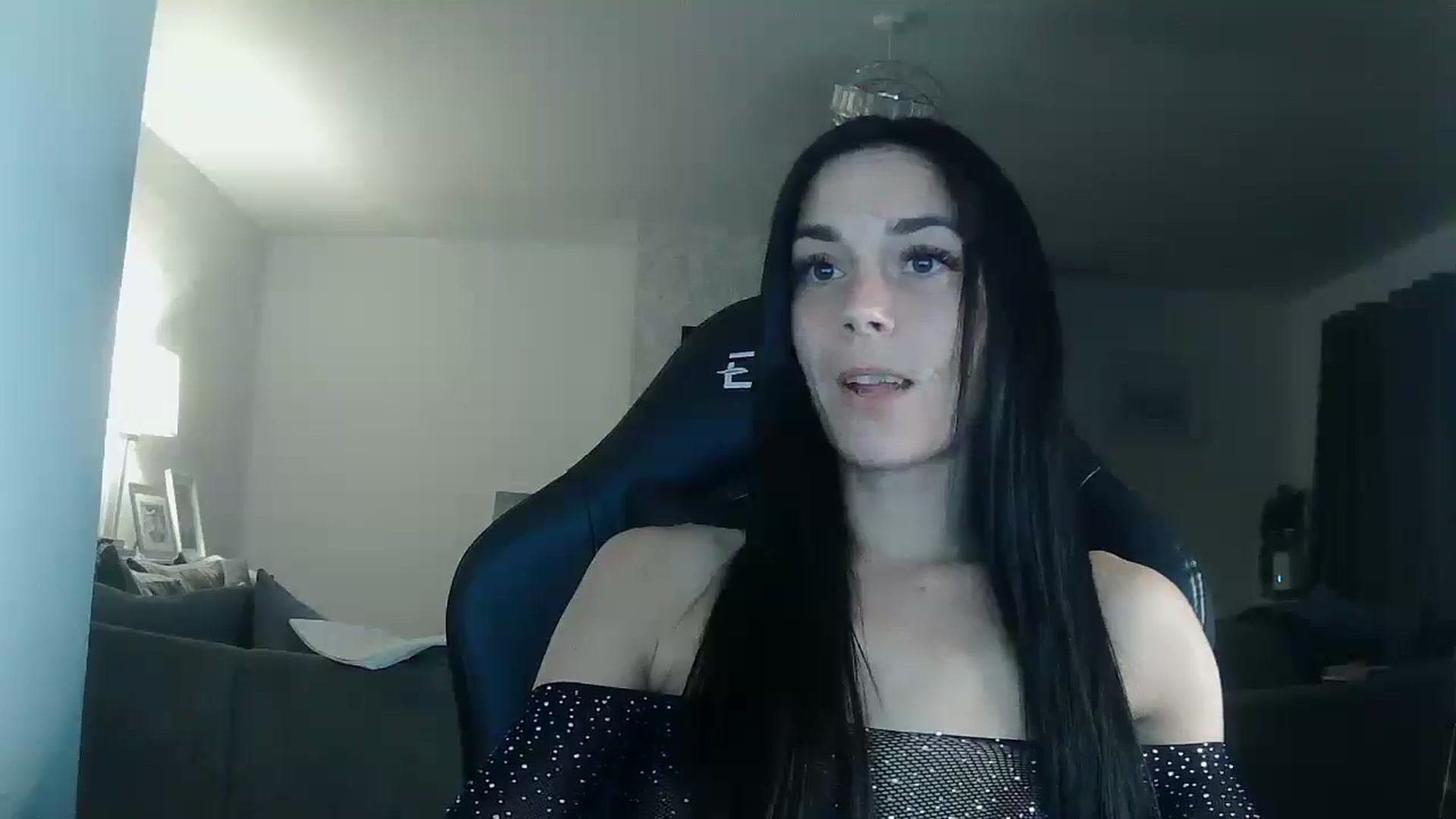 Gallery image thumbnail from Gymgirl1993's myfreecams stream on, 04/26/2025, 23:39 image 10 of 20