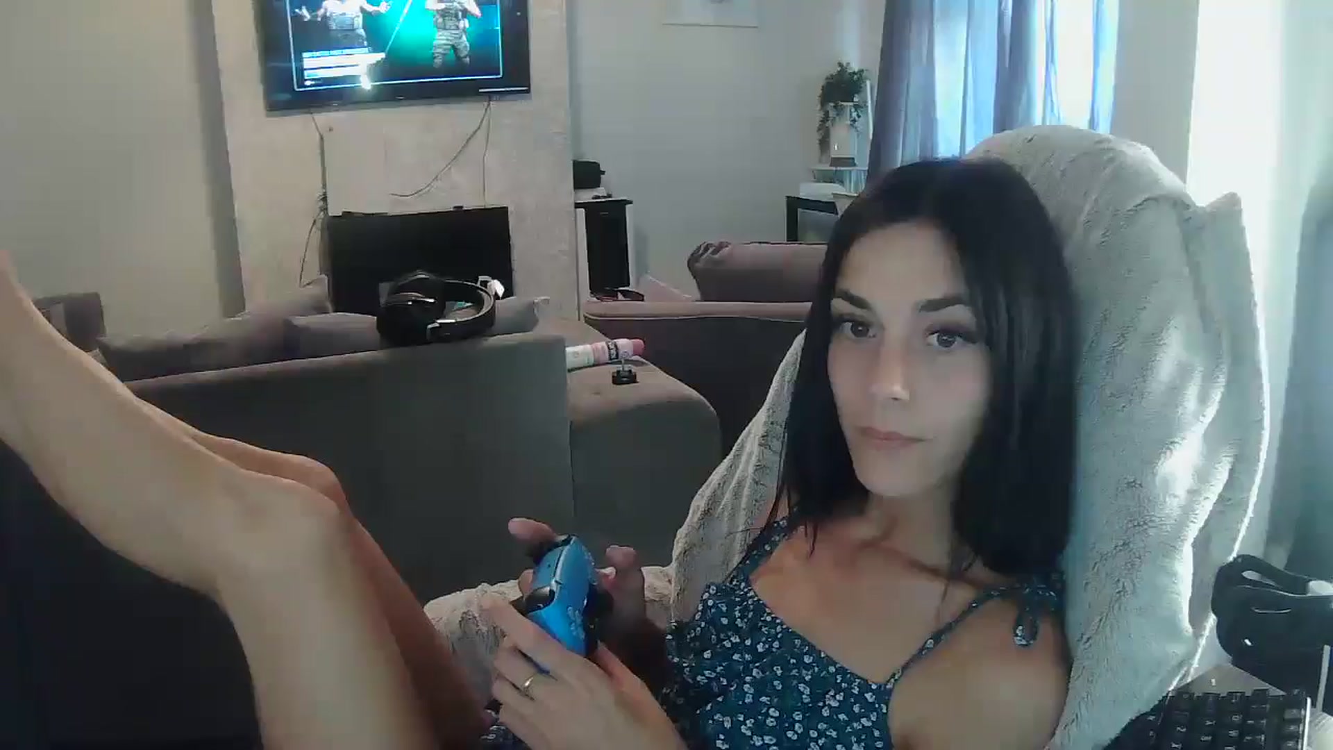Gallery image thumbnail from Gymgirl1993's myfreecams stream on, 05/03/2025, 12:05 image 8 of 20