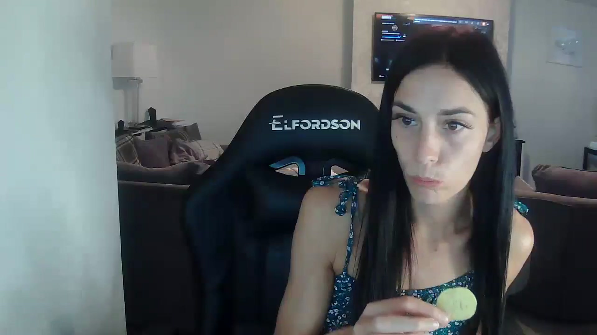 Gallery image thumbnail from Gymgirl1993's myfreecams stream on, 05/03/2025, 15:49 image 8 of 20