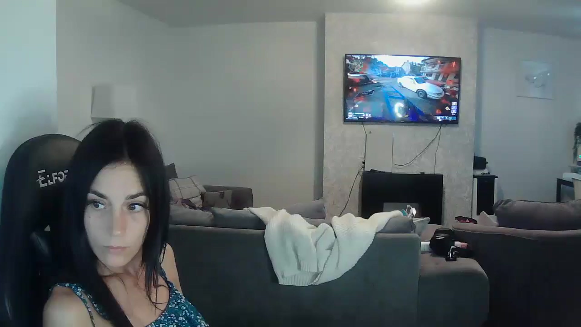 Gallery image thumbnail from Gymgirl1993's myfreecams stream on, 05/03/2025, 15:49 image 4 of 20