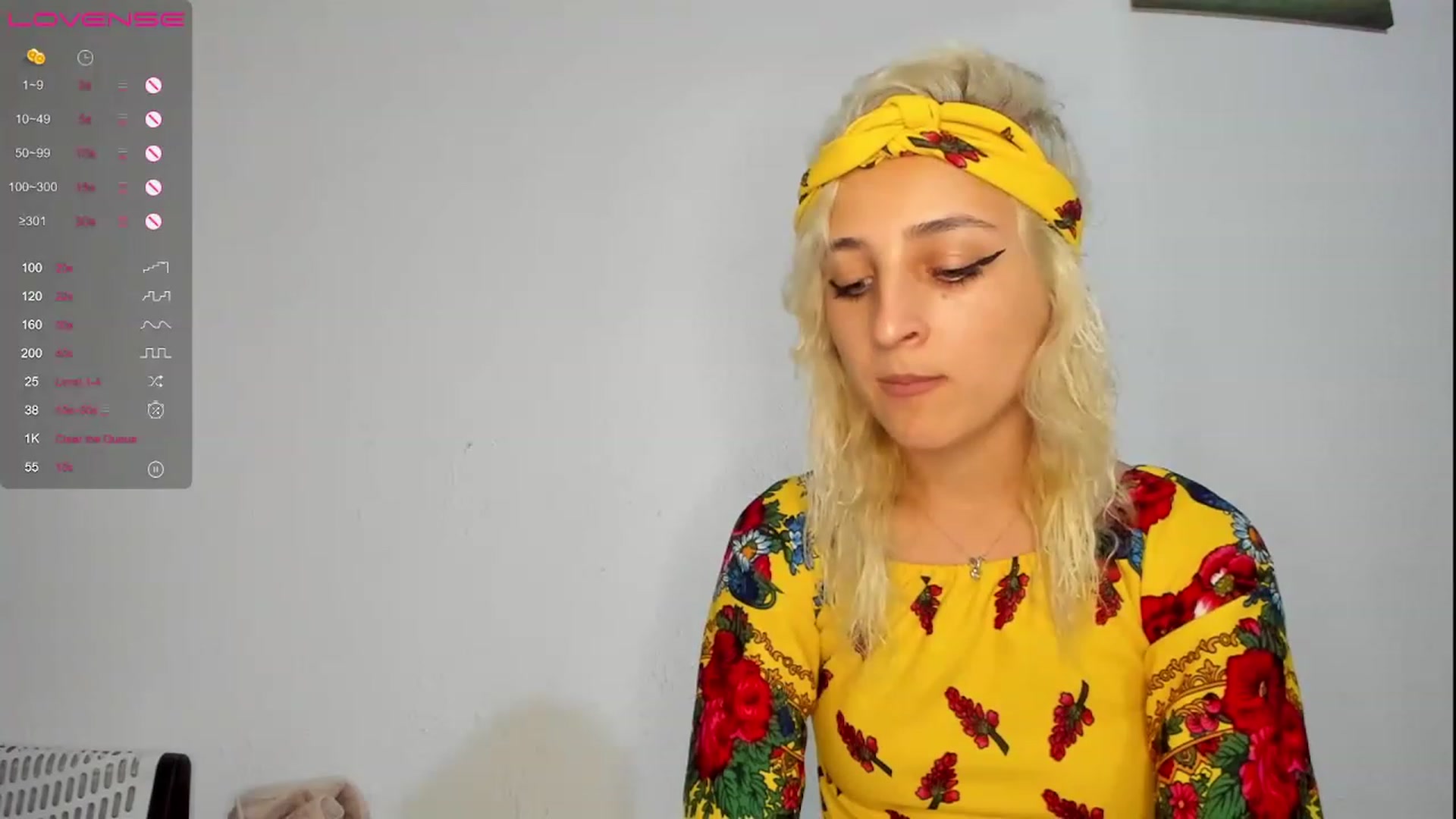 Gallery image thumbnail from GypsyQueenXo's myfreecams stream on, 06/25/2023, 22:49 image 13 of 20