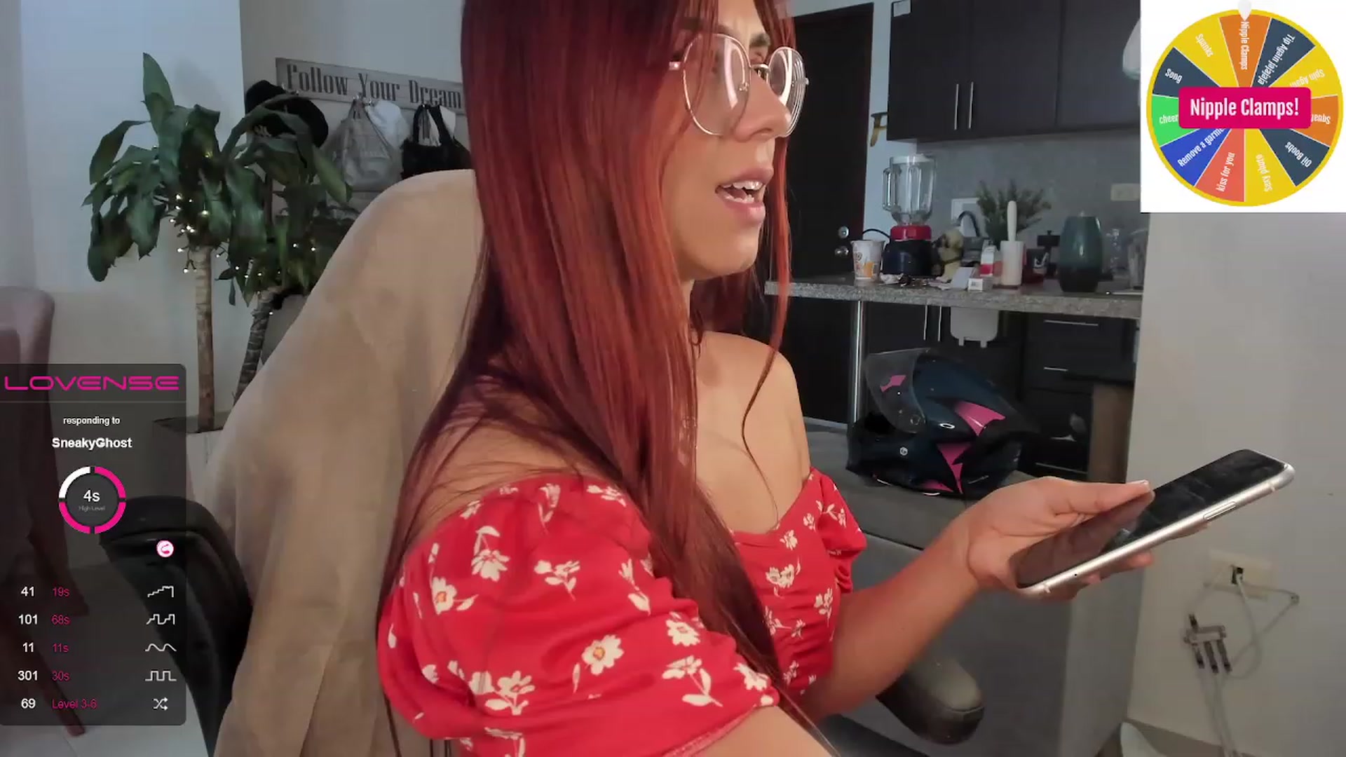 Gallery image thumbnail from Gypsy_sexy1's myfreecams stream on, 12/19/2022, 20:26 image 8 of 20