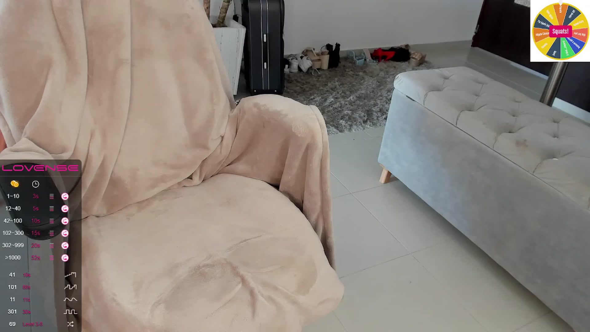 Gallery image thumbnail from Gypsy_sexy1's myfreecams stream on, 12/23/2022, 17:04 image 16 of 20