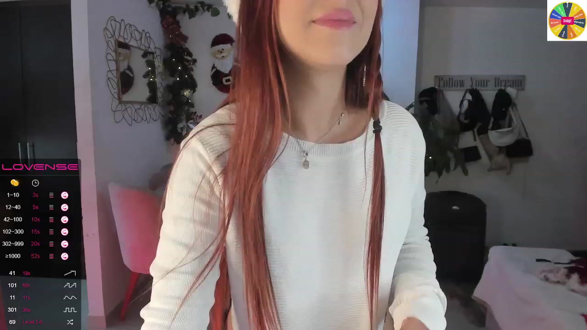 Gallery image thumbnail from Gypsy_sexy1's myfreecams stream on, 12/24/2022, 19:56 image 15 of 20