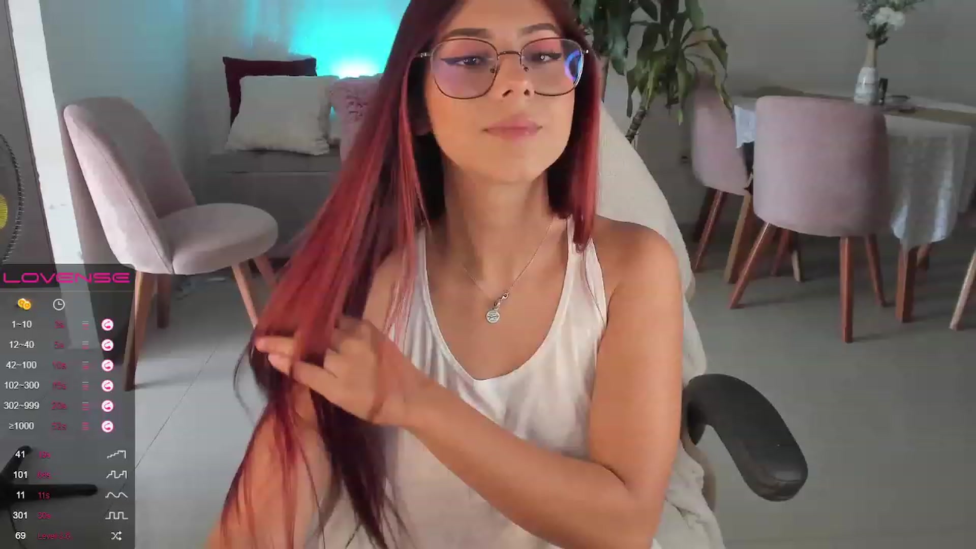 Gallery image thumbnail from Gypsy_sexy1's myfreecams stream on, 01/21/2023, 20:06 image 14 of 20