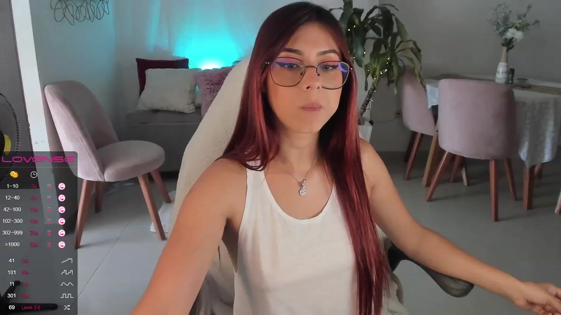 Gallery image thumbnail from Gypsy_sexy1's myfreecams stream on, 01/21/2023, 20:06 image 11 of 20