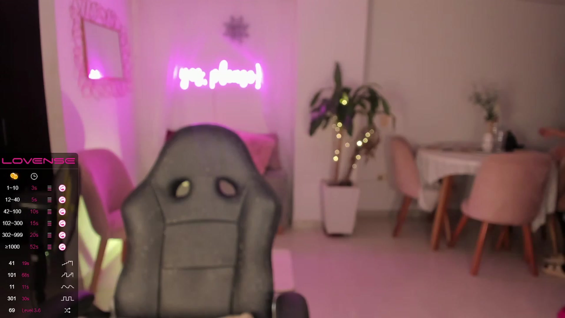 Gallery image thumbnail from Gypsy_sexy1's myfreecams stream on, 02/01/2023, 02:33 image 19 of 20