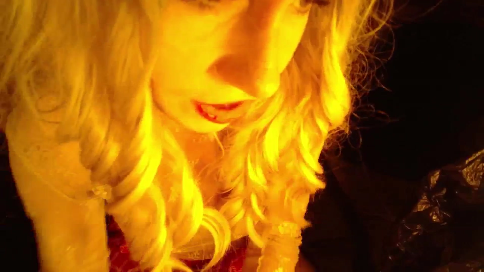 Gallery image thumbnail from H0NEY's myfreecams stream on, 08/19/2025, 11:48 image 9 of 20