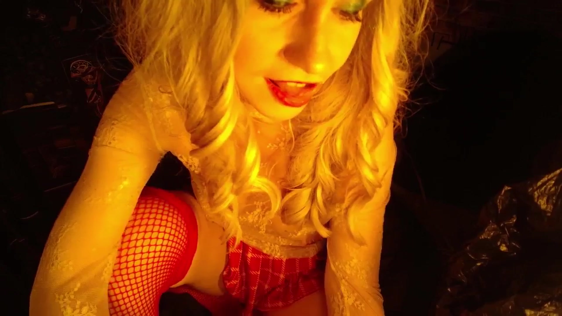 Gallery image thumbnail from H0NEY's myfreecams stream on, 08/19/2025, 11:48 image 18 of 20