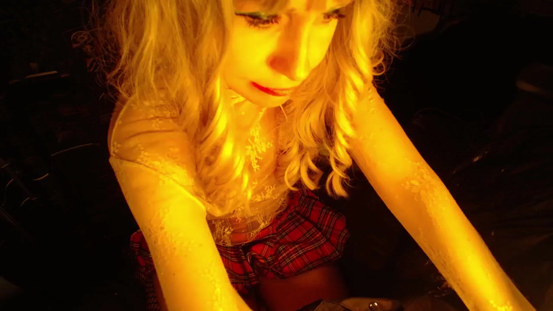 Gallery image thumbnail from H0NEY's myfreecams stream on, 09/05/2025, 24:11 image 3 of 20