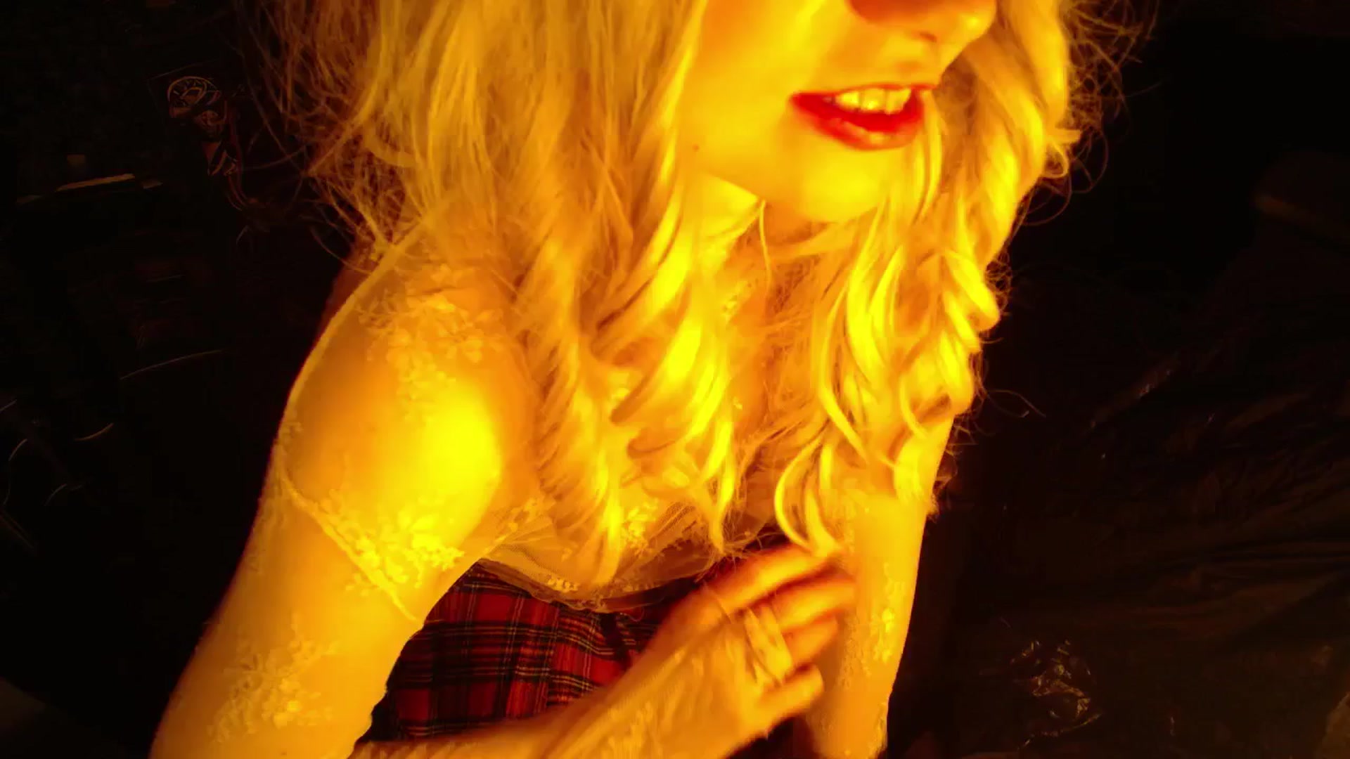 Gallery image thumbnail from H0NEY's myfreecams stream on, 09/05/2025, 24:11 image 13 of 20