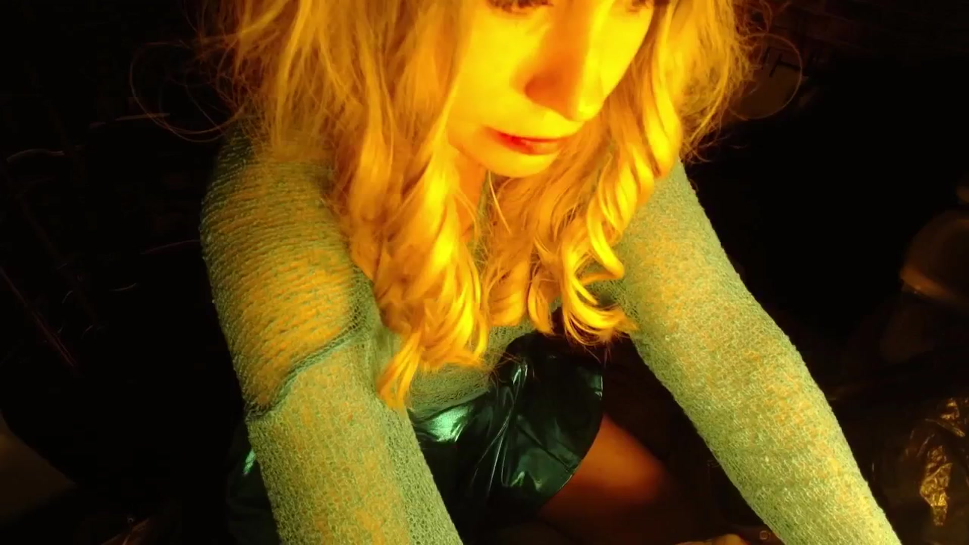 Gallery image thumbnail from H0NEY's myfreecams stream on, 09/09/2025, 02:30 image 4 of 20