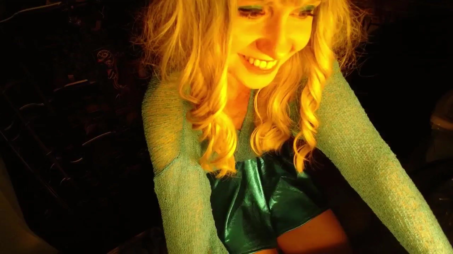 Gallery image thumbnail from H0NEY's myfreecams stream on, 09/11/2025, 12:19 image 16 of 20