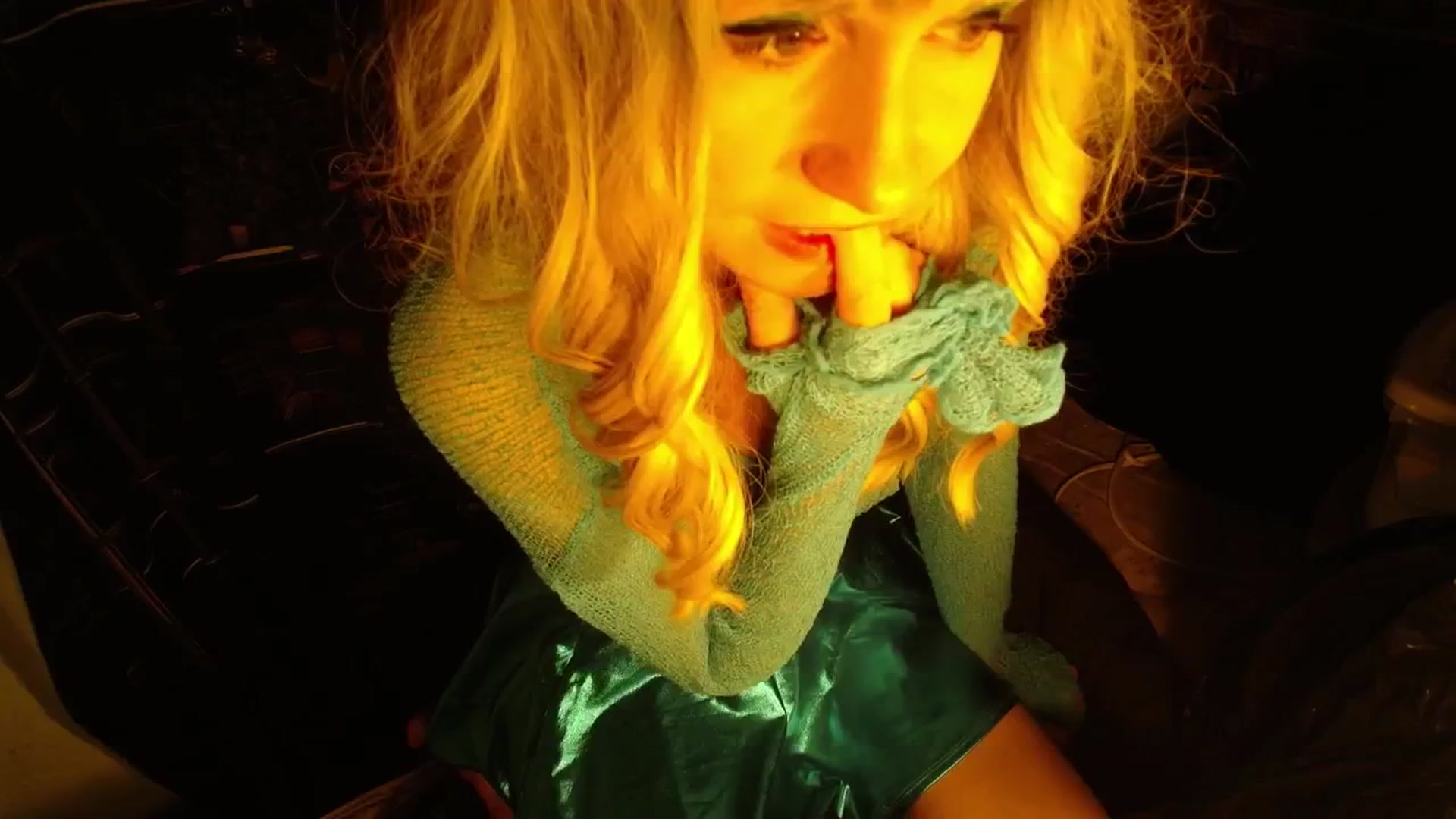 Gallery image thumbnail from H0NEY's myfreecams stream on, 09/11/2025, 13:08 image 10 of 20