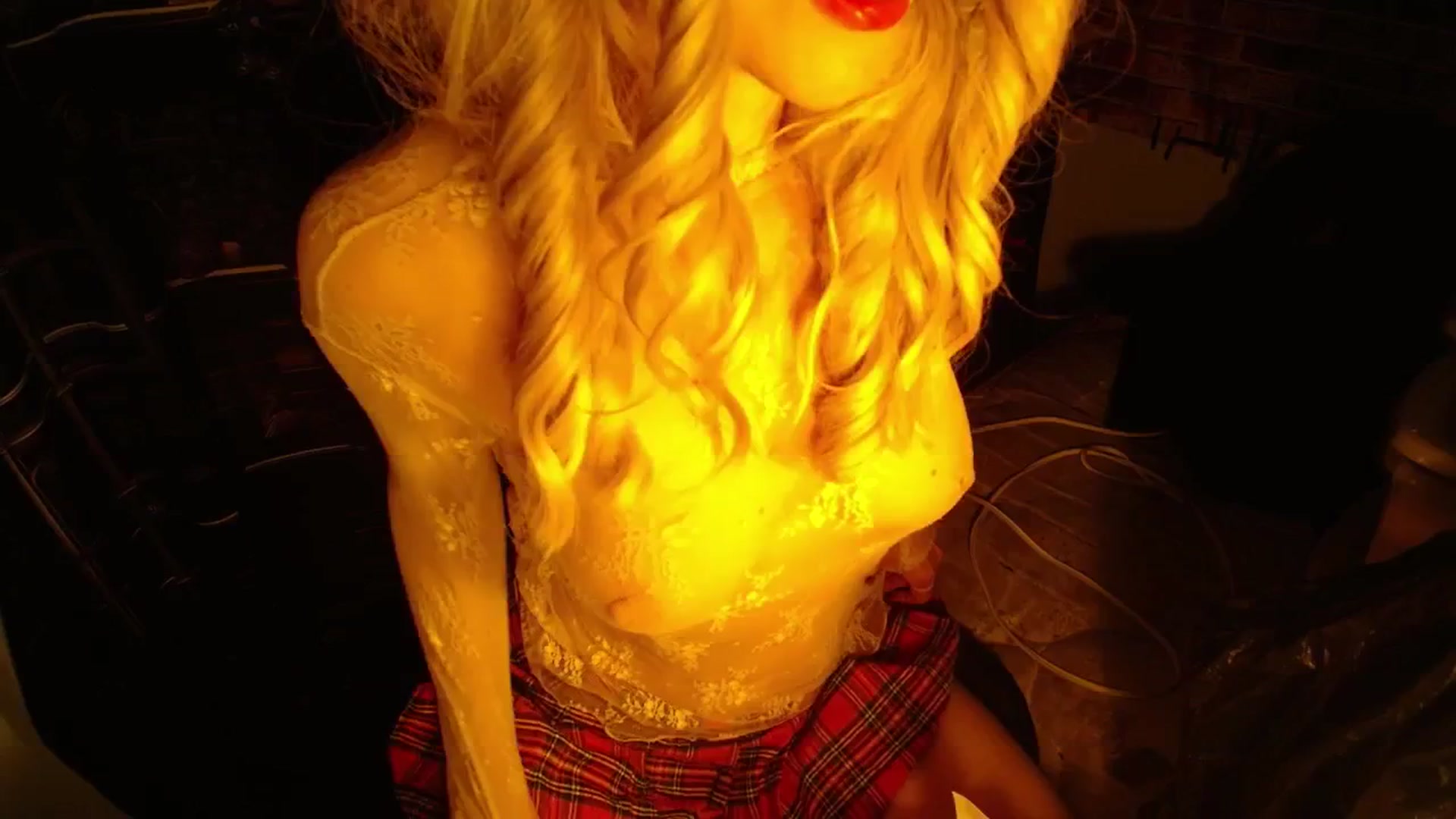 Gallery image thumbnail from H0NEY's myfreecams stream on, 09/15/2025, 10:44 image 19 of 20